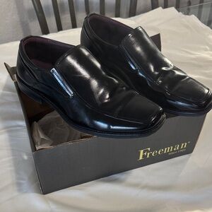 Freeman Henson 1630 Black Leather Men's Slip-On Dress Loafers